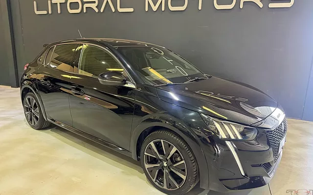 Peugeot 208 1.2 PureTech GT EAT8