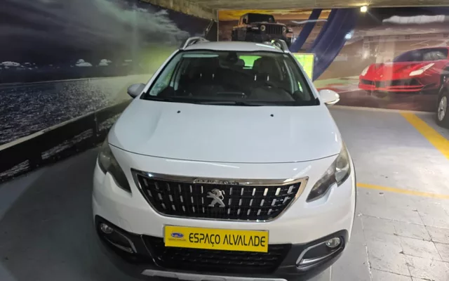 Peugeot 2008 1.2 PureTech Allure