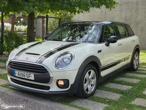 MINI Clubman One D Blackyard