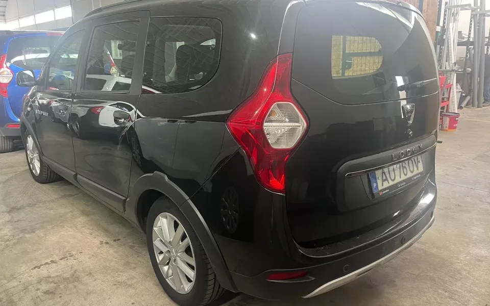 Dacia Lodgy 1.5 Blue dCi Stepway 7L