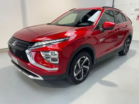Vendido: MITSUBISHI Eclipse Cross Eclipse Cross PHEV Kaiteki 4WD - 32900€ en Burgos