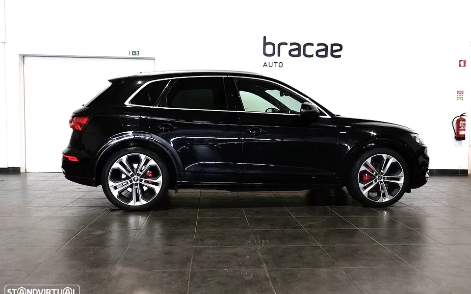 Audi Q5 55 TFSIe quattro S line S tronic