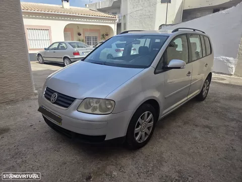 VW Touran 1.9 TDi Highline 7L