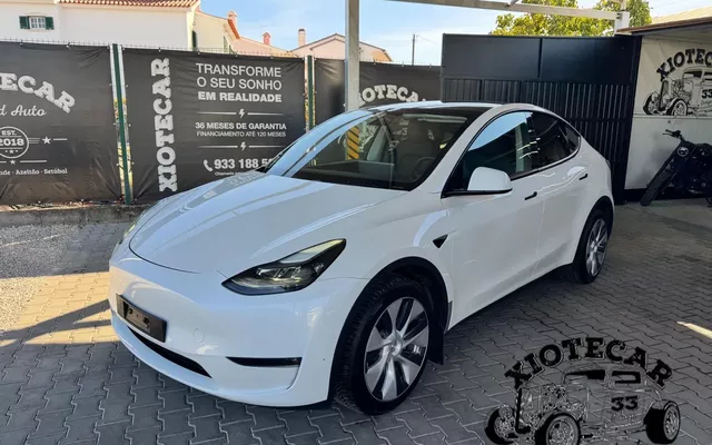 Tesla Model Y Long Range Tração Integral