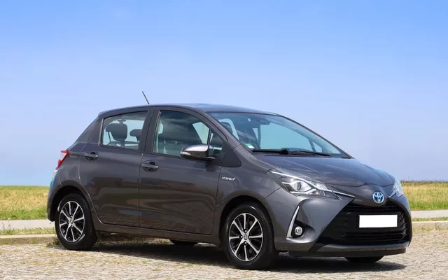 Toyota Yaris 1.5 HSD Comfort +P.Style+P.Techno