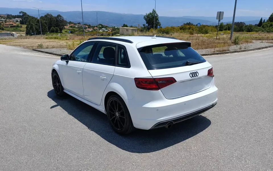 Audi A3 Sportback 1.6 TDI S-line