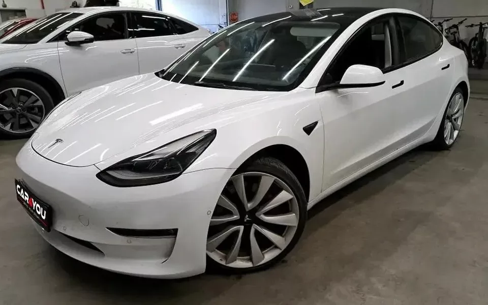Tesla Model 3 Long Range Tração Integral Premium