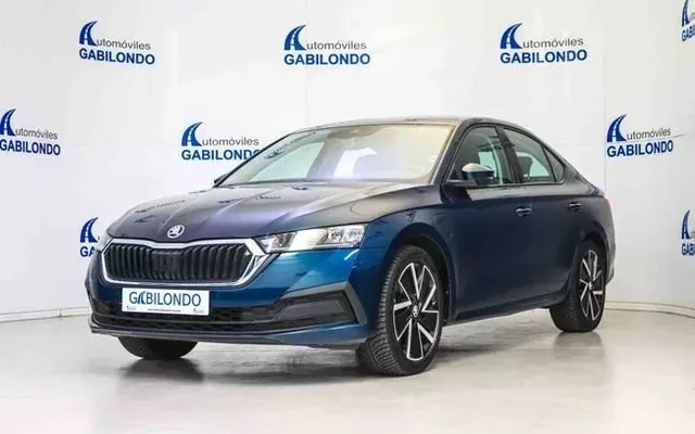 SKODA Octavia Octavia 1.4TSI PHEV Ambition DSG - 22900€ en Valladolid