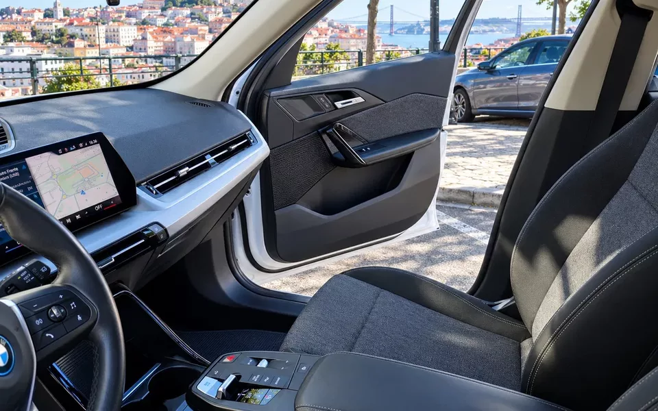 BMW iX1