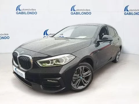 BMW Serie 1 118iA - 24900€ en Valladolid