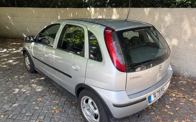 Opel Corsa 1.2 16V Cosmo