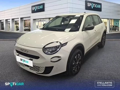 FIAT 600 MHEV 1.2 74kW (100CV) DDCT -