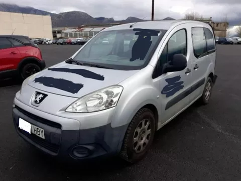 PEUGEOT Partner Partner Tepee 1.6HDI Outdoor 92
