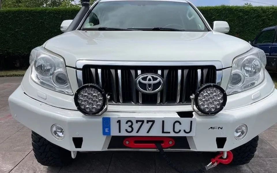 TOYOTA Land Cruiser Land Cruiser D-4D VX