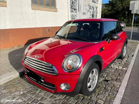 MINI 3 Portas One D