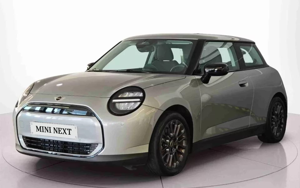 MINI - Mini - Mini Cooper E Essential XS
