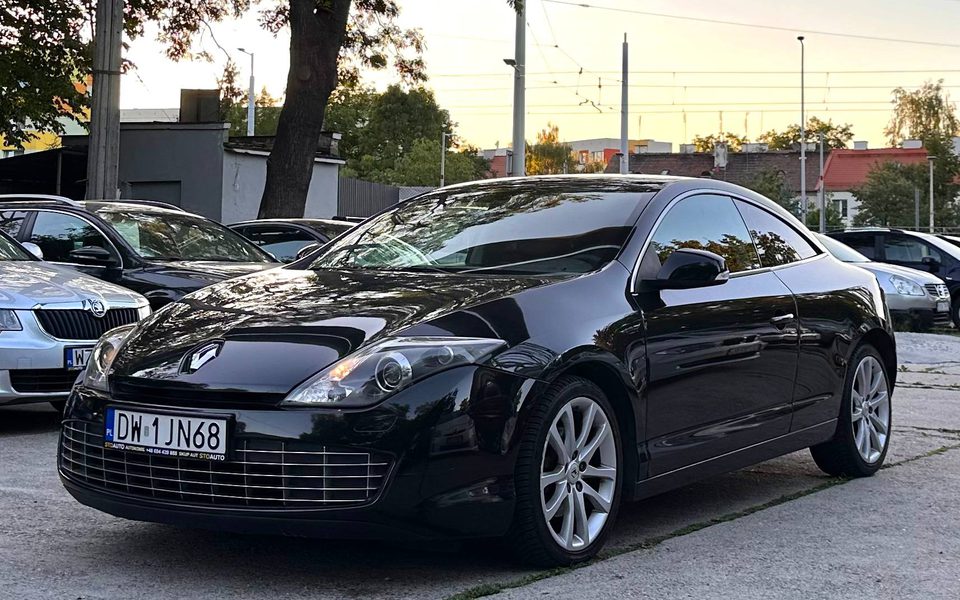 Renault Laguna III Coupe