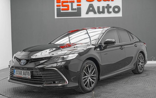 Toyota Camry, 2023, 218 CP, 120.000 KM, Automata