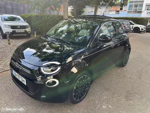 Fiat 500e 3 + 1 La Prima by Bocelli