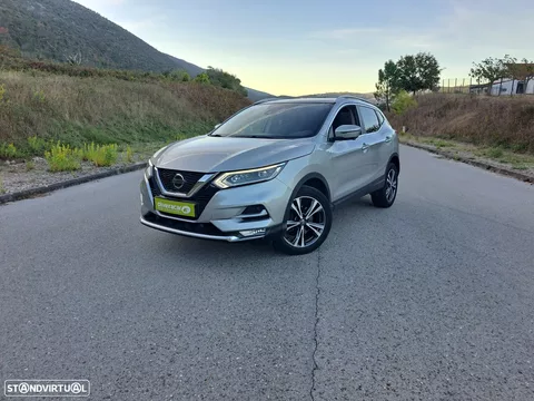 Nissan Qashqai 1.5 dCi N-Connecta J18+Led
