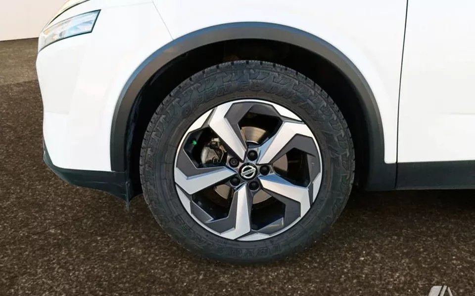 NISSAN Qashqai QASHQAI 1.3 DIG-T MHEV 160CV N-CONNECTA DCT 4X4 - 22490€ en Burgos