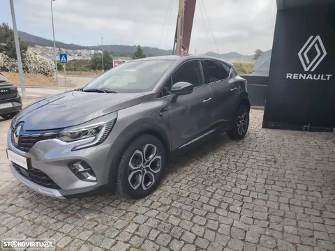 Renault Captur 1.6 E-Tech Full Hybrid Techno