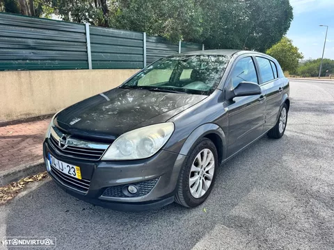 Opel Astra 1.7 CDTi Cosmo ecoFLEX