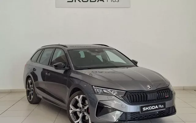 SKODA Octavia Octavia Combi 2.0 TSI RS DSG7 195kW