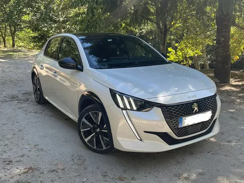 Peugeot 208 1.2 PureTech GT Line