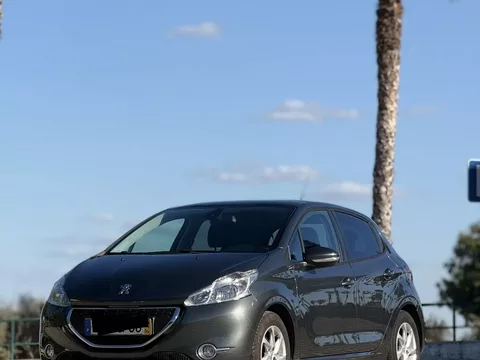 Peugeot 208 1.2 VTi Access
