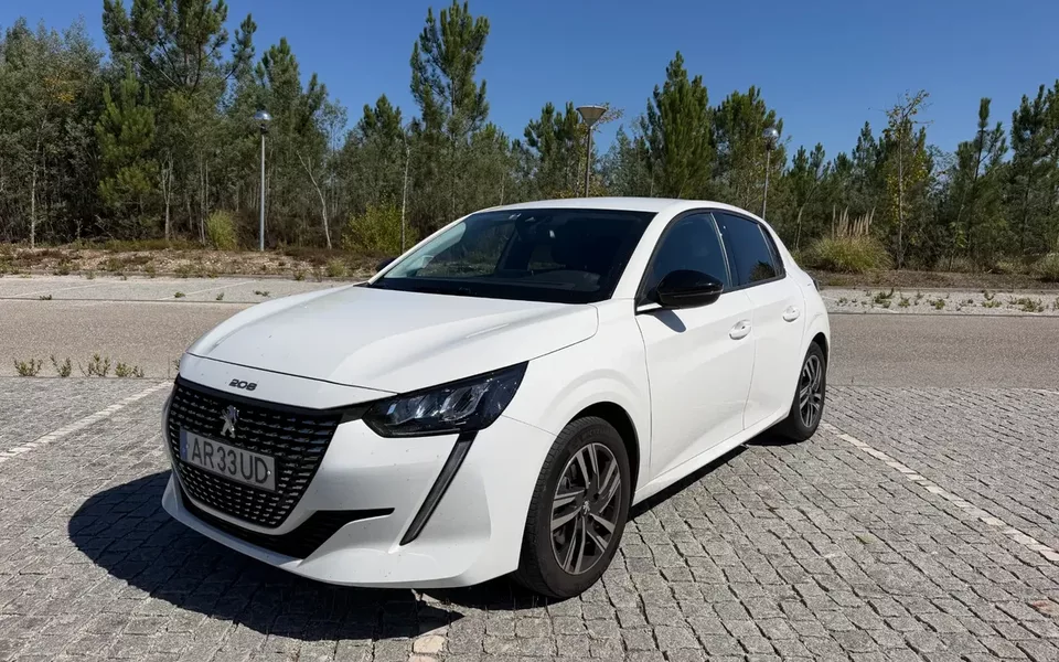 Peugeot 208 1.2 PureTech Allure Pack EAT8
