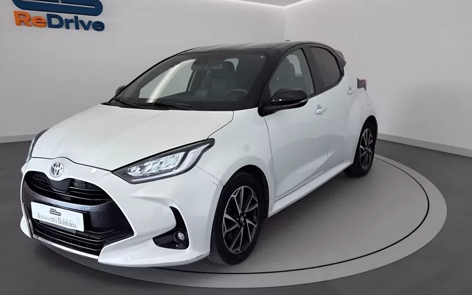 TOYOTA Yaris 1.5h trend