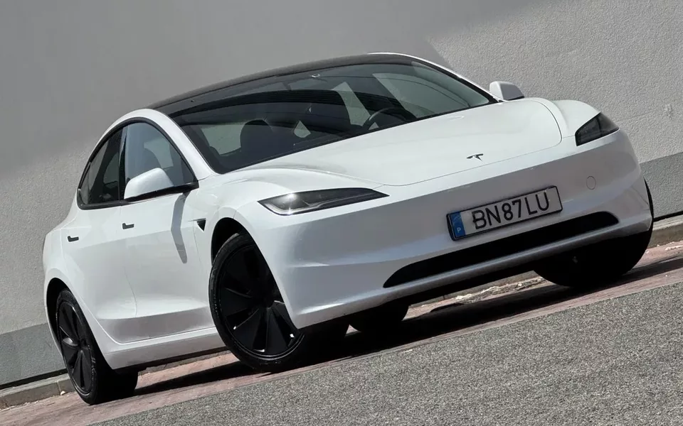 Tesla Model 3 Long Range Tração Integral