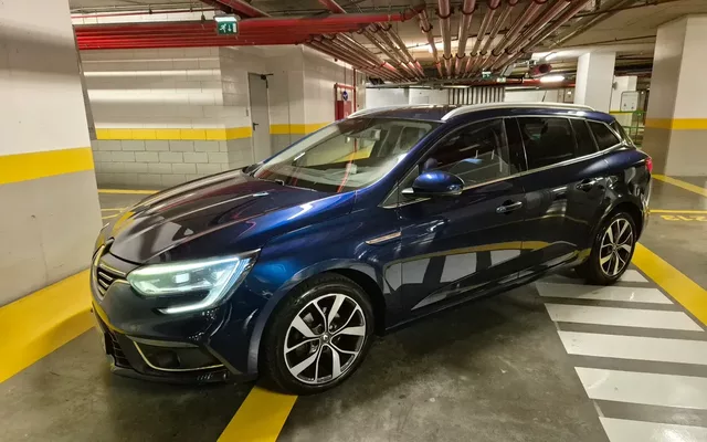 Renault Mégane Sport Tourer ENERGY dCi 110 EDC BOSE EDITION