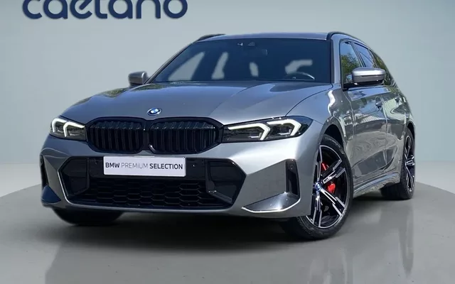 BMW 330 e Pack Desportivo M Pro Auto
