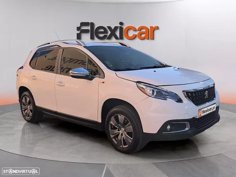 Peugeot 2008 1.2 PureTech Style