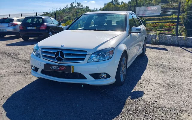 Mercedes-Benz C 180 Kompressor BlueEFFICIENCY Avantgarde
