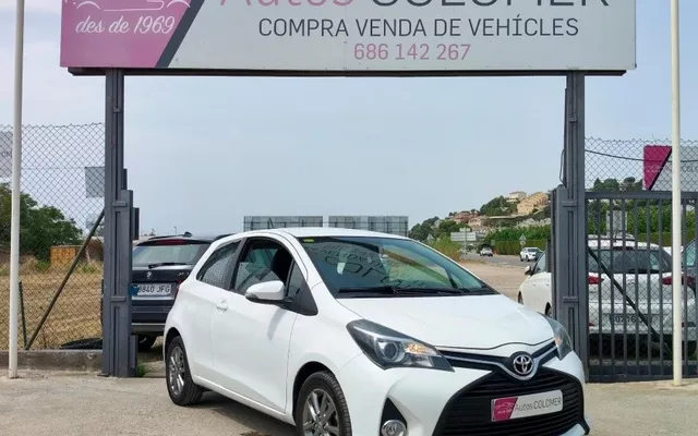 TOYOTA Yaris Yaris 1.4D-4D Active