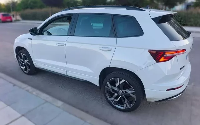 SKODA Karoq Karoq 2.0TDI AdBlue Sportline DSG 110kW