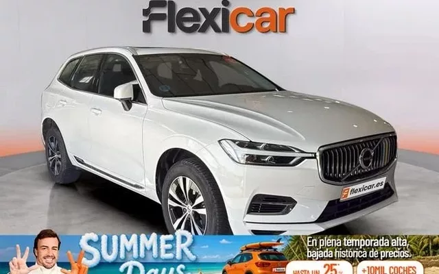 VOLVO XC60 2.0 T8 AWD Momentum Auto