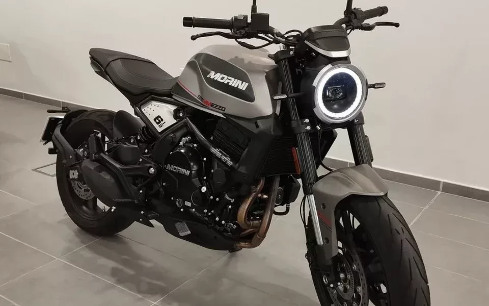 Moto Morini Seiemezzo STR