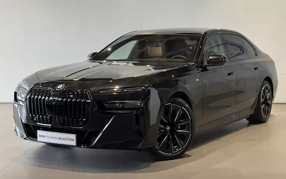 BMW i7 xDrive60 Pack Desportivo M Pro