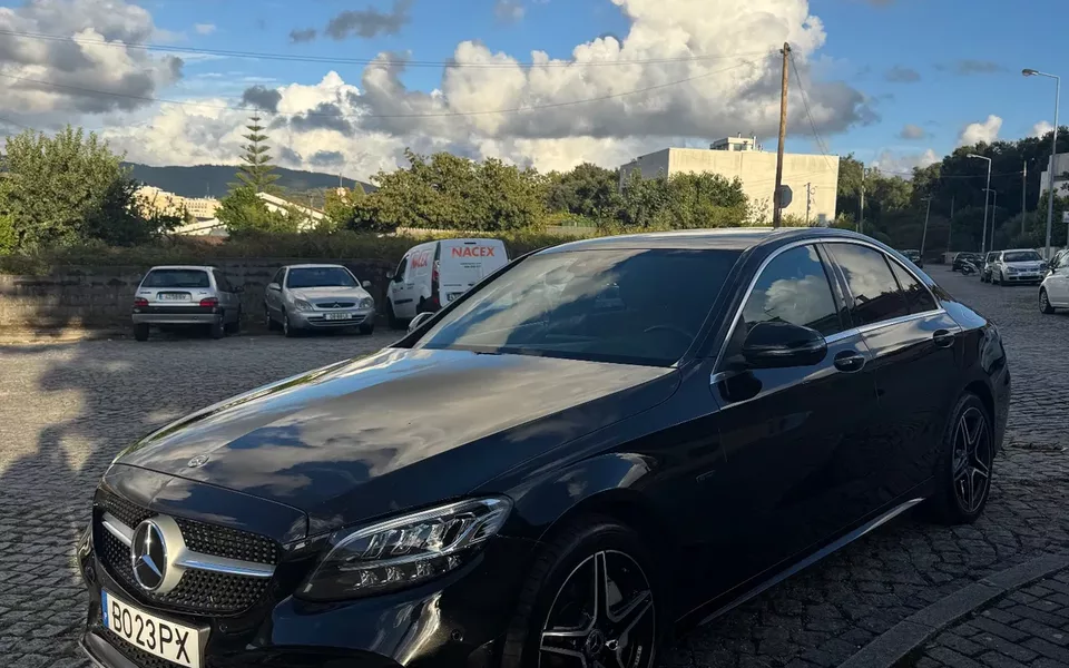 Mercedes-Benz C 300 de T 9G-TRONIC AMG Line