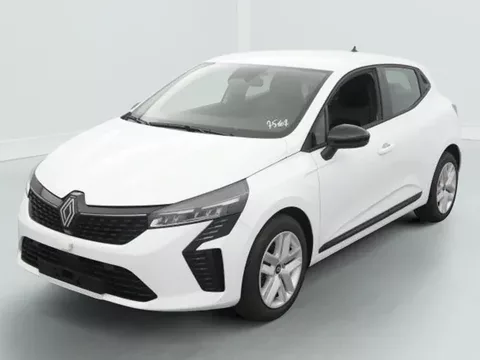 Renault Clio 1.0 TCE 90CH EVOLUTION - 25 Zéro km immatriculé