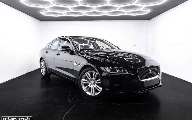 Jaguar XE 2.0 D Prestige Aut.