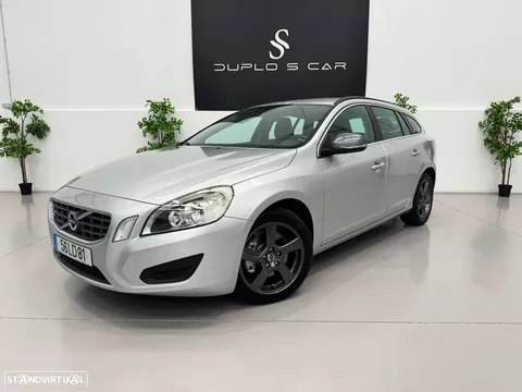 Volvo V60 2.0 D3 Momentum
