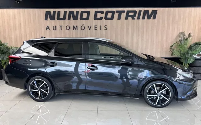 Toyota Auris Touring Sports 1.4 D-4D Active