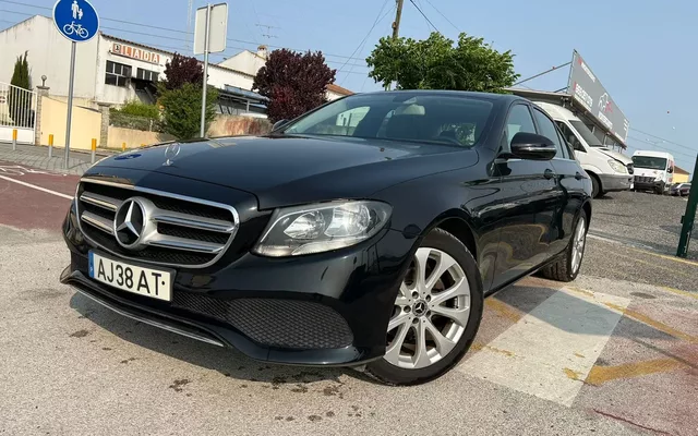 Mercedes-Benz E 200 d 9G-TRONIC