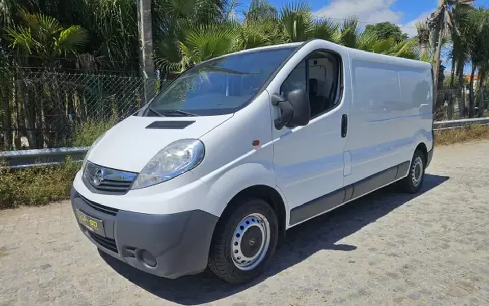 Opel Vivaro 2012 2.0 CDTi L2H1 2.9T