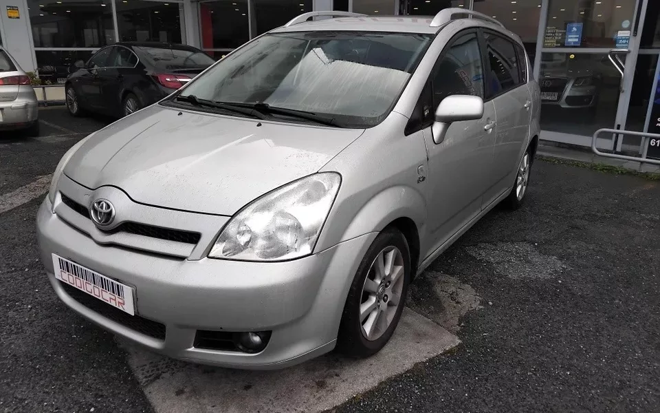 TOYOTA Corolla Corolla Verso 2.0D4D Luna